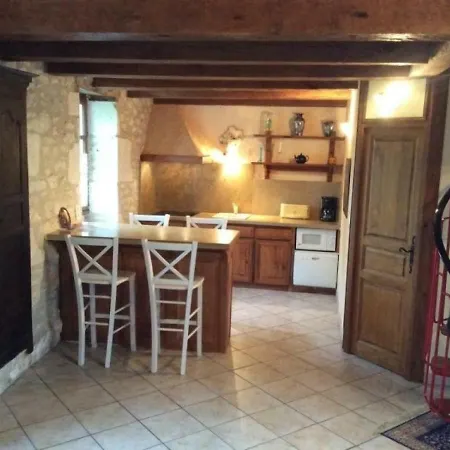 Casa vacanze House Le Poujal Pern